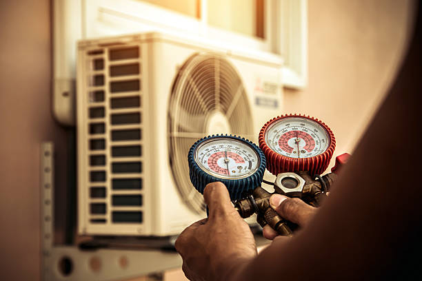 Professional Hvac technician working in Greenville, GA